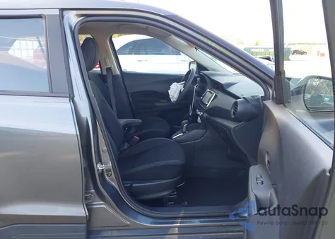 2021 Nissan Kicks S Xtronic Cvt z USA, uszkodzony, nr VIN 3N1CP5BV8ML509358